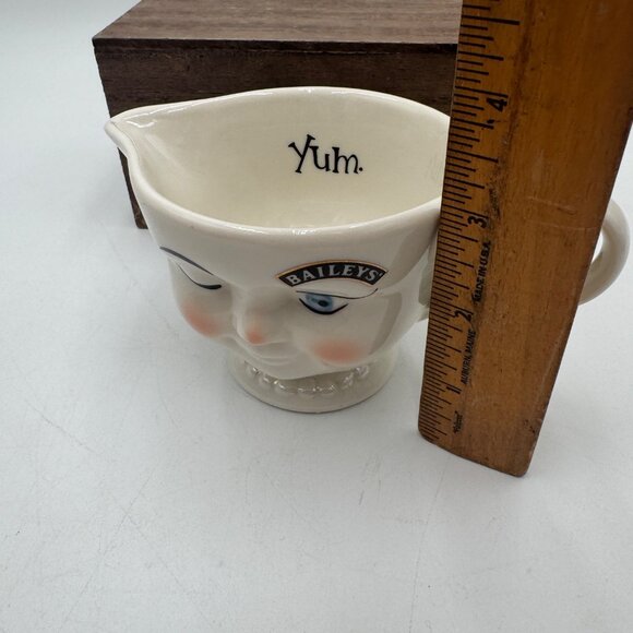 Vintage Baileys Irish Cream Winking Eye Creamer Girl w Blue Bow Limited Edition - Picture 8 of 10